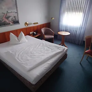 Löwen-seckenheim 3*, City Airport Mannheim Deutschland